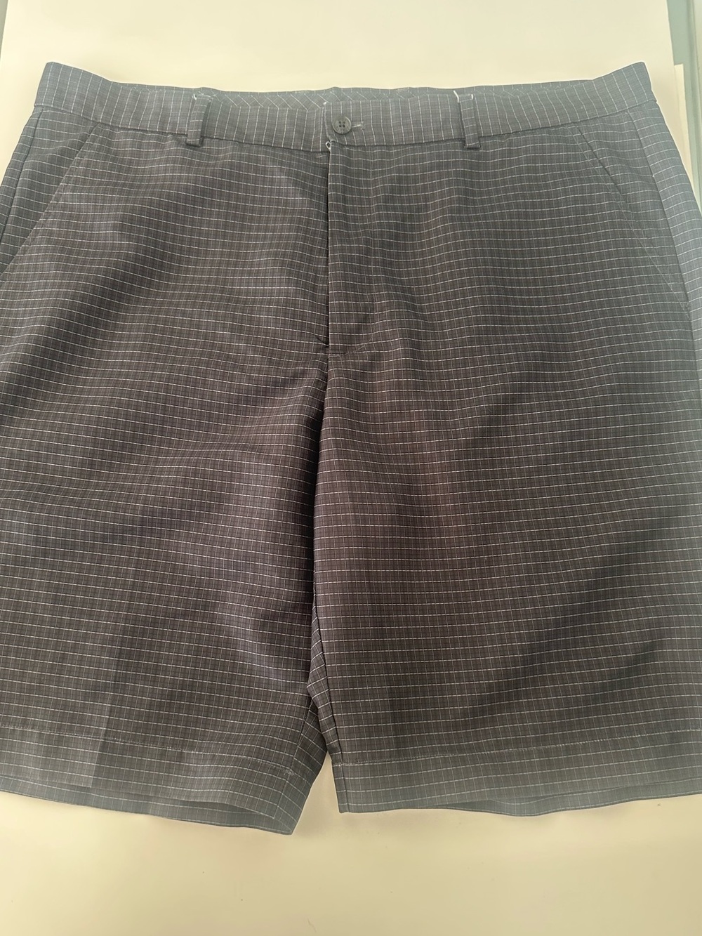 Greg Norman Collection Men's Charcoal Gray Micro-Check Shorts